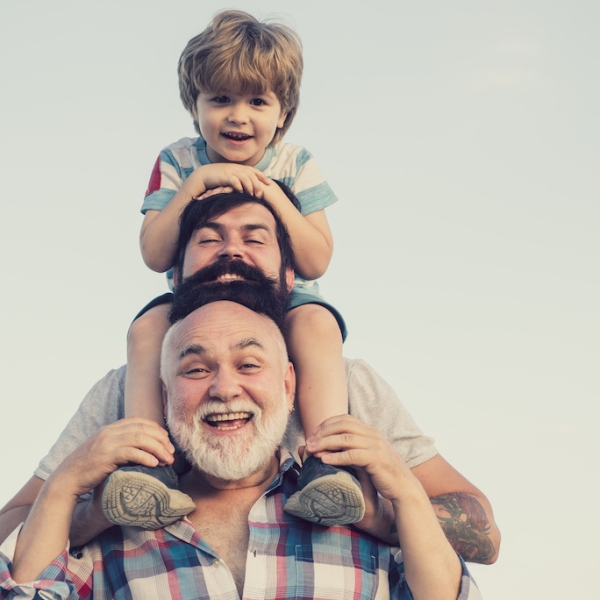 Les aspirations des parents façonnent celles des enfants et leurs réussites